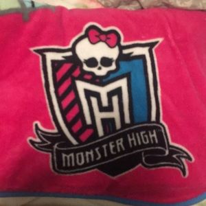 Girls monster high blanket